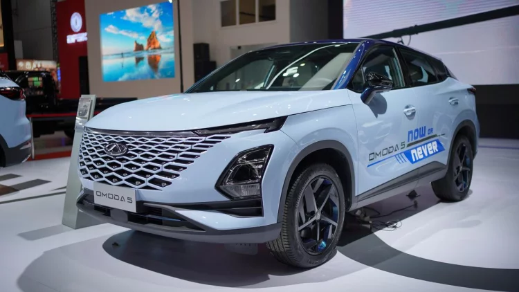 Chery Omoda 5, SUV Crossover Futuristik Siap Meluncur Akhir 2022