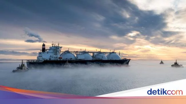 Kalau Eropa Berhenti Membeli, ke Mana Rusia Menjual Gasnya?