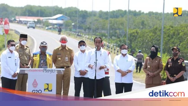 Pecah Telur! Jokowi Sangat Senang INA Guyur Rp 39 T ke BUMN Tol
