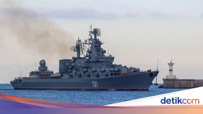 Terbakar Hebat, Kapal Perang Rusia Moskva Akhirnya Tenggelam di Laut Hitam