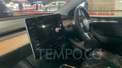 Tesla Tarik Lagi 500 Ribu Mobil Listrik, Masalah Boombox Belum Selesai