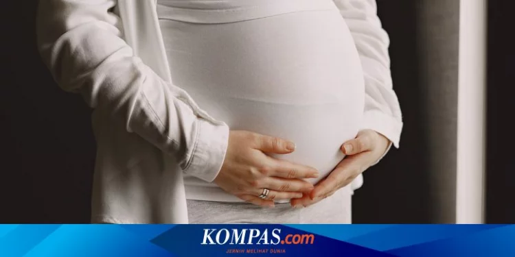 6 Efek Buruk Dehidrasi pada Ibu Hamil yang Perlu Dihindari Halaman all