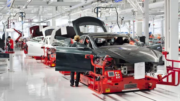 Setelah Lockdown, Tesla Siap Produksi Mobil Listrik Lagi di Cina