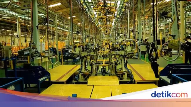 Puluhan Buruh Pabrik Mobil di Banten Kena PHK, Kemnaker Buka Suara