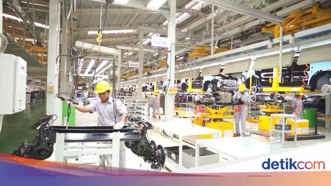 Bikin Kaget! Puluhan Buruh Pabrik Mobil di Banten Kena PHK Usai Kerja