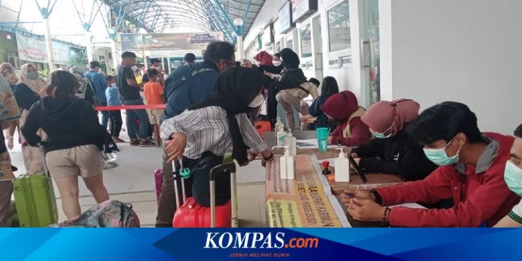 Pelayaran Internasional Dibuka, Permohonan Paspor di Imigrasi Karimun Menggeliat