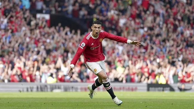 Ten Hag Keras ke Ronaldo, Tak Ada Pemain Bintang di Man Utd