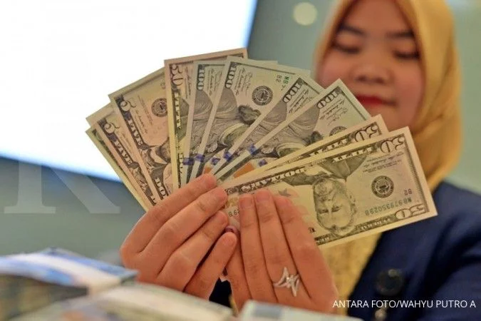 Simak Kurs Dollar-Rupiah Bank Mandiri Jelang Tengah Hari Ini, Selasa 26 April 2022