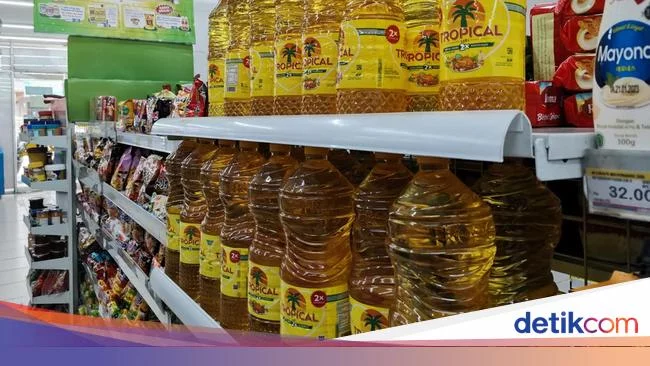Harga Minyak Goreng 27 April di Alfamart & Indomaret: Ada Merek Camar-Harumas, Lebih Murah