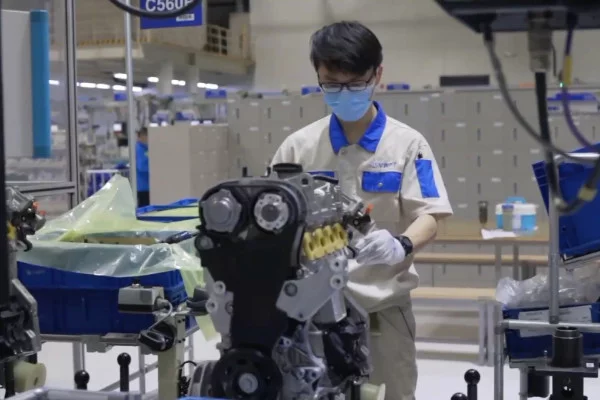 Produsen otomotif utama di Shanghai lanjutkan aktivitas produksi