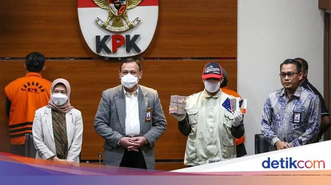 BPK Copot Kepala Perwakilan Jabar Buntut Kasus Suap Bupati Bogor