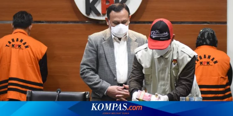 Diduga Terima Duit Suap dari Bupati Bogor, Berapa Gaji Pegawai BPK? Halaman all