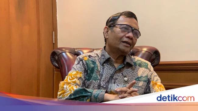 Mahfud Md Komentari Status Rektor ITK soal 'Manusia Gurun': Salah Besar
