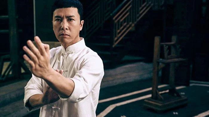 Sinopsis Film IP Man 3, Aksi Donnie Yen Selamatkan Sekolah dan Raih Gelar Grandmaster Wing Chun