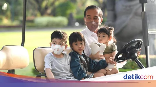 Istimewanya Momen Lebaran Jokowi Bareng 4 Cucu di Yogyakarta
