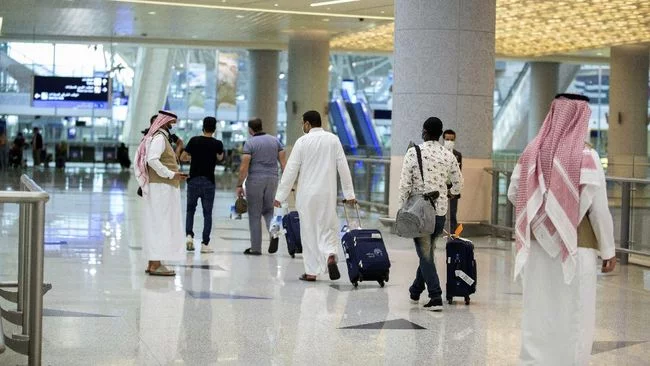 Kekacauan Bandara Saudi Diselidiki, Satu Pekan Harus Selesai