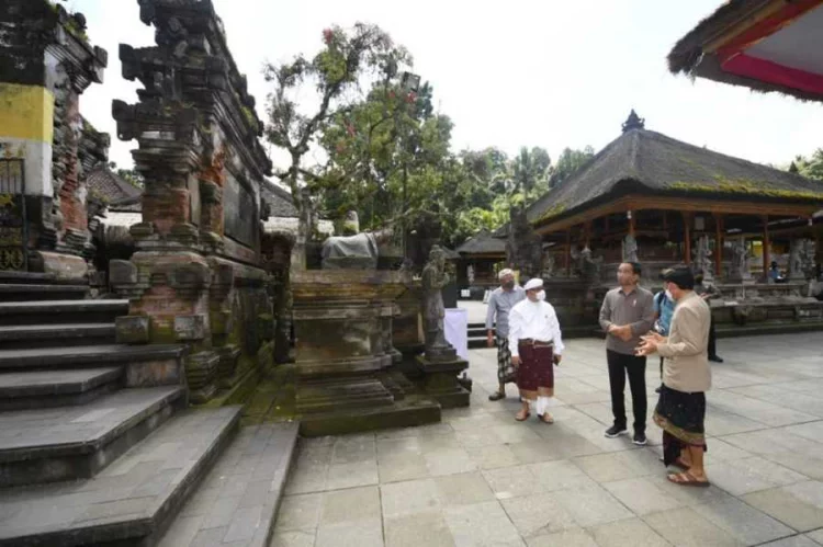 Masih Liburan di Bali, Giliran Pura Tirta Empul Dikunjungi Presiden
