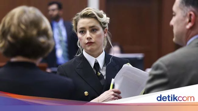 Amber Heard Klaim Dilarang Johnny Depp Bintangi Film dengan Adegan Seks
