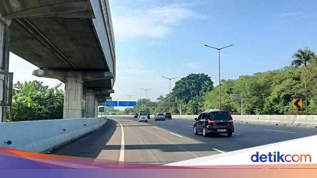 Tak Ada One Way-Contra Flow di Tol Cikampek Km 3, Lalin dari Jakarta Lancar