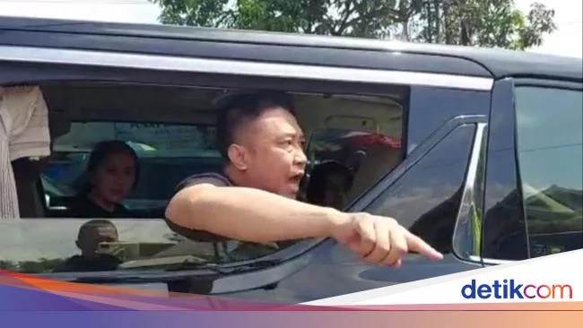 Nopol Alphard Pemaki Kapolsek Jadi Sorotan Usai Bikin Kehebohan