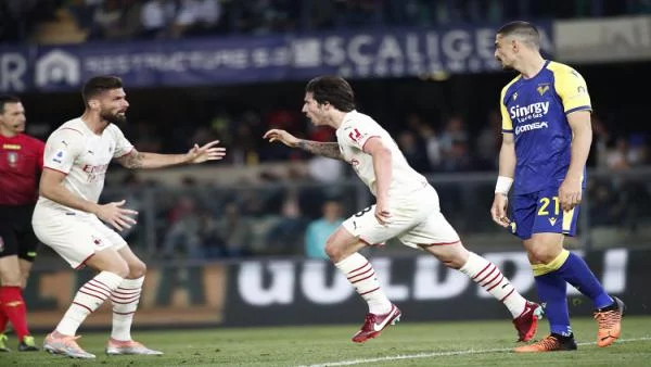 Klasemen Liga Italia: AC Milan Naik ke Puncak Lagi, Atalanta Bikin AS Roma Ketar-Ketir