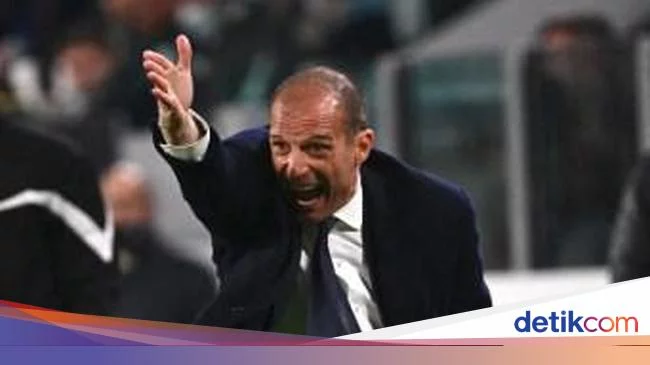 Momen Allegri Ngamuk-Dikartu Merah Saat Juve Kalah dari Inter