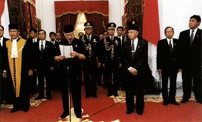Catatan 5 Peristiwa Sebelum Soeharto Lengser sebagai Presiden RI
