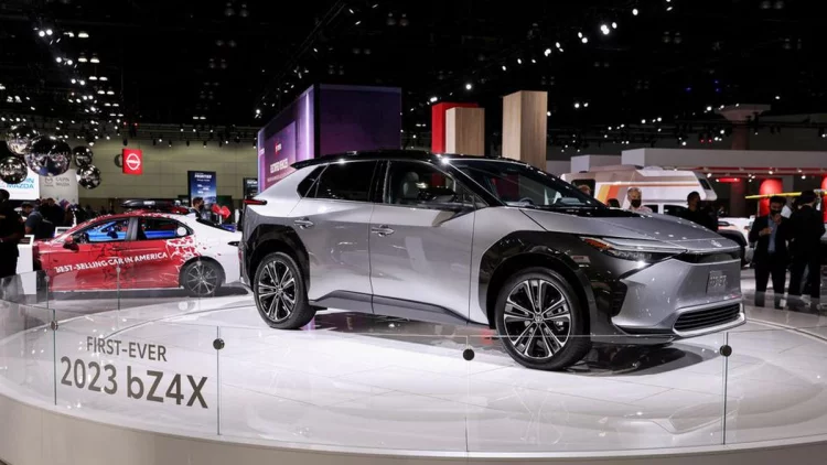 Toyota bZ4X Dilepas ke Pasaran dengan Sistem Sewa