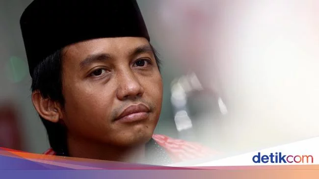 PSI Sentil Kesetiaan Koalisi Indonesia Bersatu: Kasihan Pak Jokowi Urus Rakyat