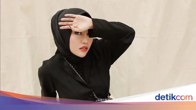 Ibunda Sebut Kondisi Medina Zein Membahayakan