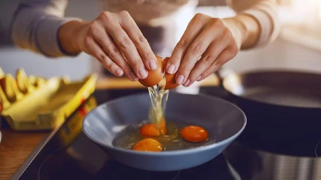 Waspada 5 Dampak Terlalu Banyak Makan Telur Setiap Hari