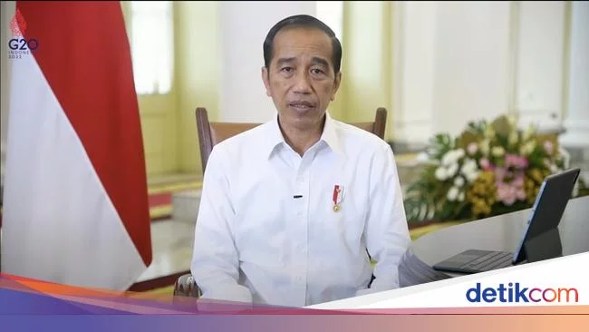 Jokowi Ungkap Data Pasokan Minyak Goreng Curah Melimpah-Harga Turun
