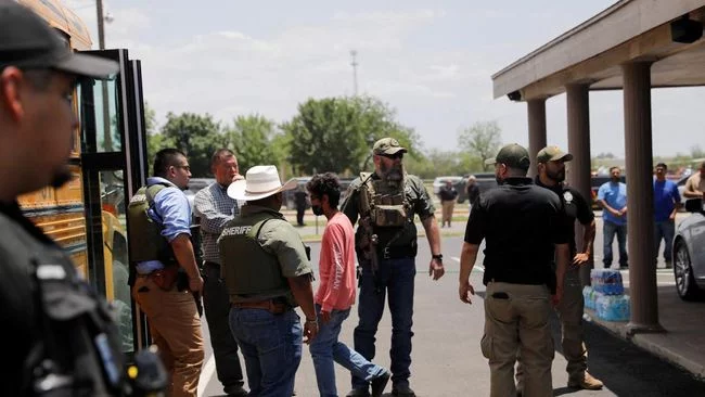 Korban Tewas Penembakan di SD Texas Bertambah: 18 Anak, 3 Dewasa