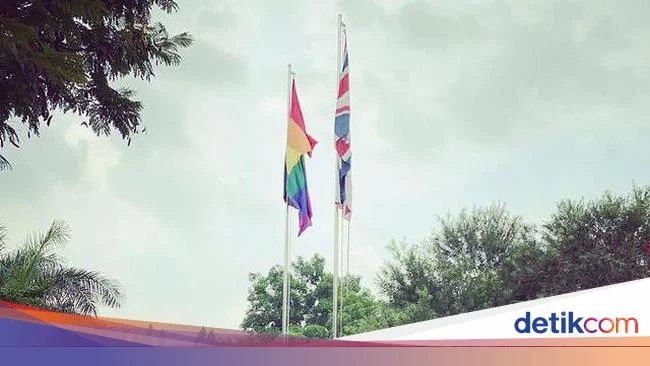 Babak Baru Protes RI ke Dubes Inggris Soal Bendera LGBT