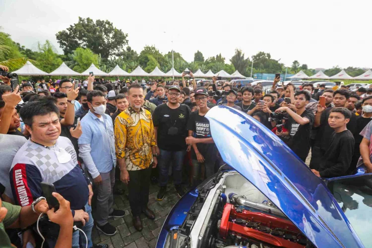 Wagub Sumut Kaget Perkembangan Otomotif di Medan