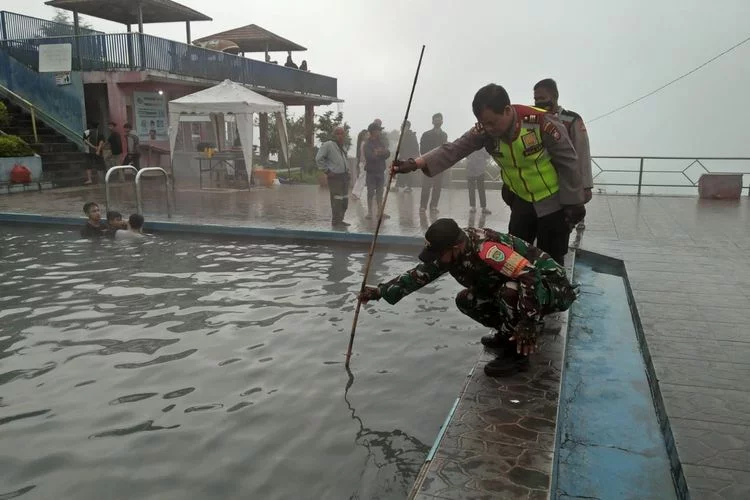 Polres Garut Dalami Peristiwa Tewasnya Wisatawan Asal Bandung di Kolam Renang Kawasan Objek Wisata Darajat