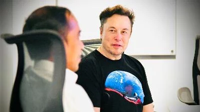 Elon Musk Bakal PHK 10 Pegawai Tesla, Belanda Menolak