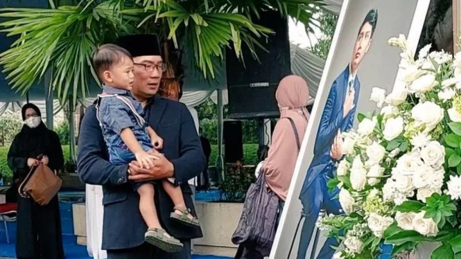 Nyesek Lihatnya, Sambil Menggendong Arkana yang Menangis, Ridwan Kamil Berusaha Tegar Sambil Tatapi Foto Almarhum Eril