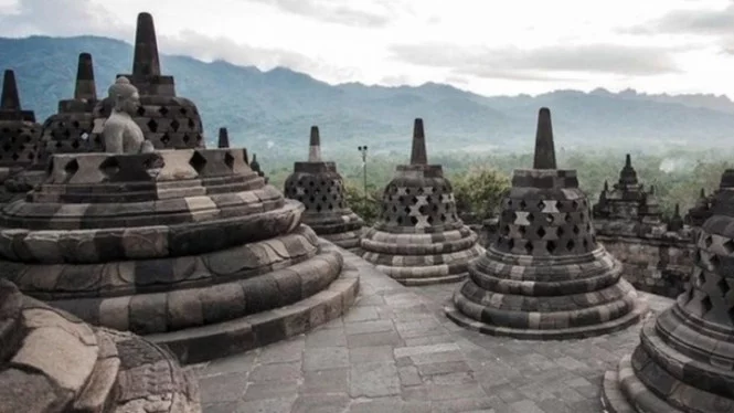 Tiket Candi Borobudur Naik, Luhut: Turis Domestik Rp750 Ribu