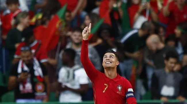 Ronaldo dan Messi Kompak Menggila di Laga Internasional