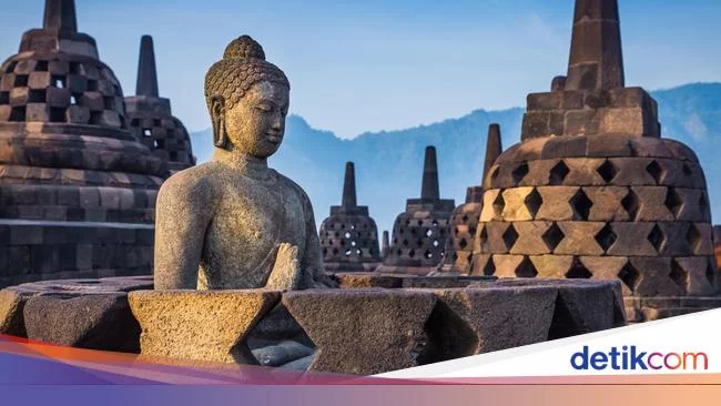Komisi X DPR Minta Tarif Naik Candi Borobudur Rp 750 Ribu Dievaluasi