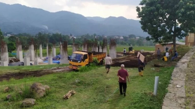 Situasi Terkini Lokasi Pemakaman Emmeril Kahn Mumtadz, Hanya Kendaraan Khusus Diijinkan Masuk