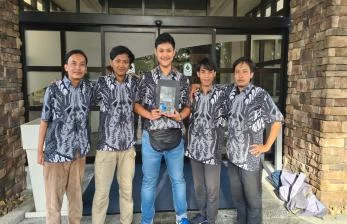 Mahasiswa Indonesia Raih Juara di Kompetisi Internasional Peluncuran Satelit di AS