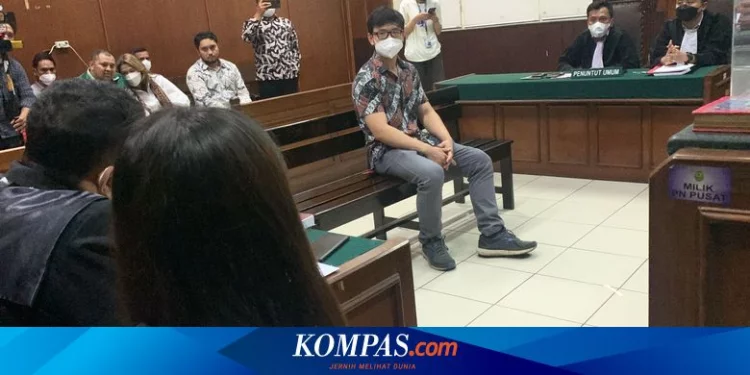 Nicholas Sean Bantah Pacaran, Pihak Ayu Thalia Tunjukkan Bukti Chat "Sayang" Halaman all