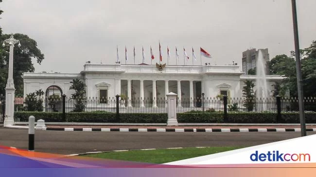 Menerka Tujuan Politik Presiden Jokowi di Balik Reshuffle 15 Juni