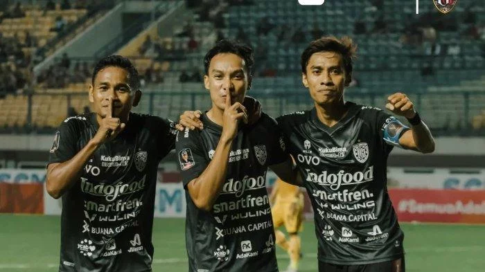 Prediksi Susunan Pemain Bali United Vs Persebaya Surabaya, Dua Pelatih Akan Lakukan Rotasi - Tribun-bali.com