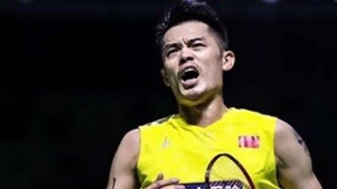 Raja Raksasa Bulutangkis Dunia Ngamuk, Chen Long Terjungkal