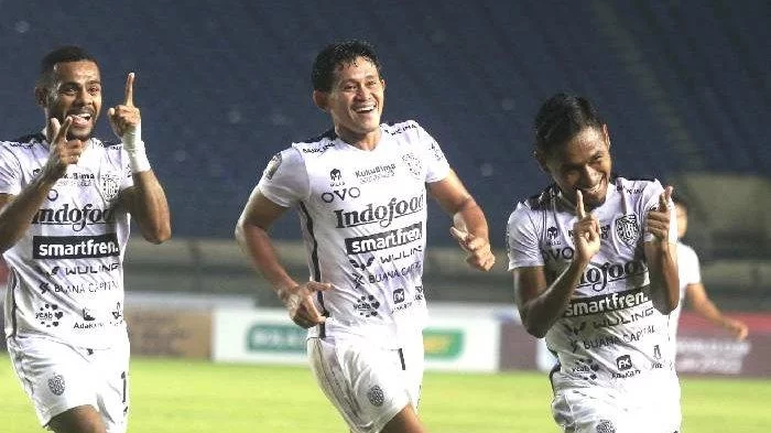 Kalahkan Persebaya, INI SKENARIO Bali United Jika Ingin Lolos ke Perempat Final Piala Presiden 2022 - Tribun-bali.com