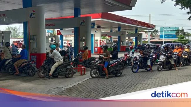 Colek PLN-Pertamina, Jokowi: Ada Subsidi tapi Tanpa Efisiensi, Kok Enak Banget?