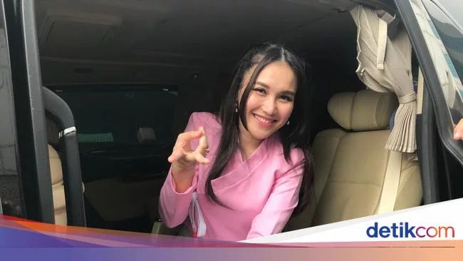 Ayu Ting Ting Menolak Tua Masuk 30 Tahun